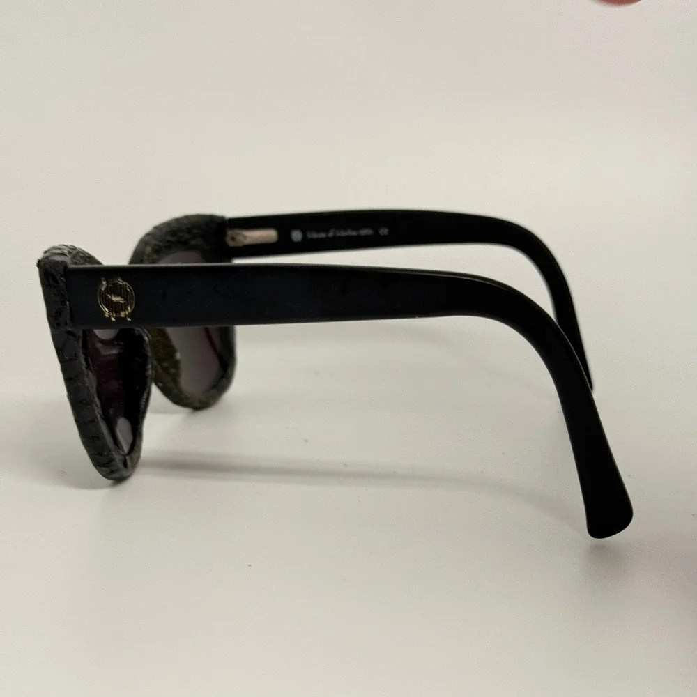 House of Harlow 1960 Linsey 06 Black Textured Cat Eye Sunglasses 56 16 C12